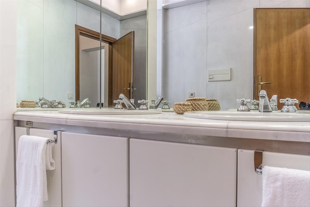 Palazzo Borghese Lovely Flat Roma Ngoại thất bức ảnh